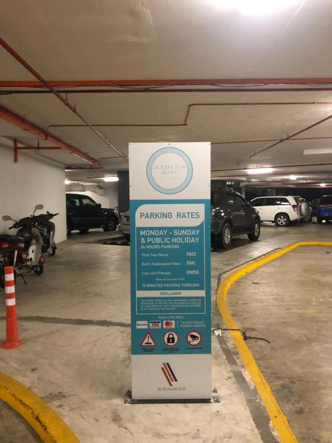 Botiza Suites At Jesselton Quay コタキナバル エクステリア 写真
