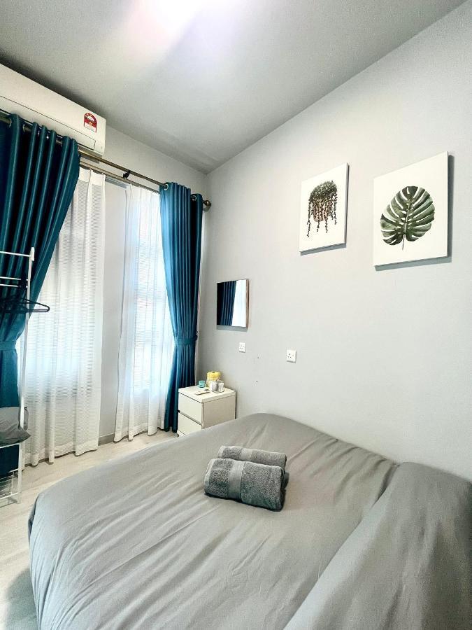 Botiza Suites At Jesselton Quay コタキナバル エクステリア 写真